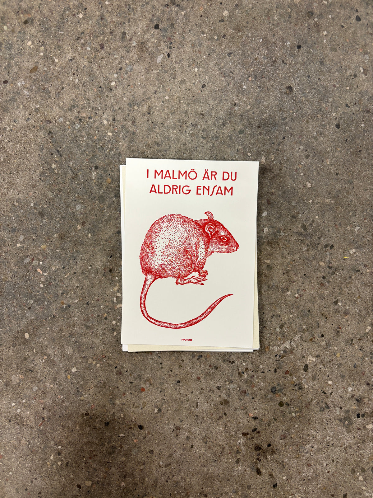 Postcard: Aldrig Ensam